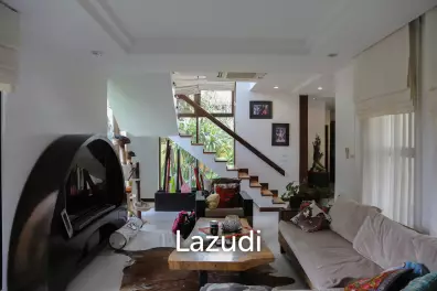 3 Beds 4 Baths 750 SQ.M. Phutara Villa Pattaya
