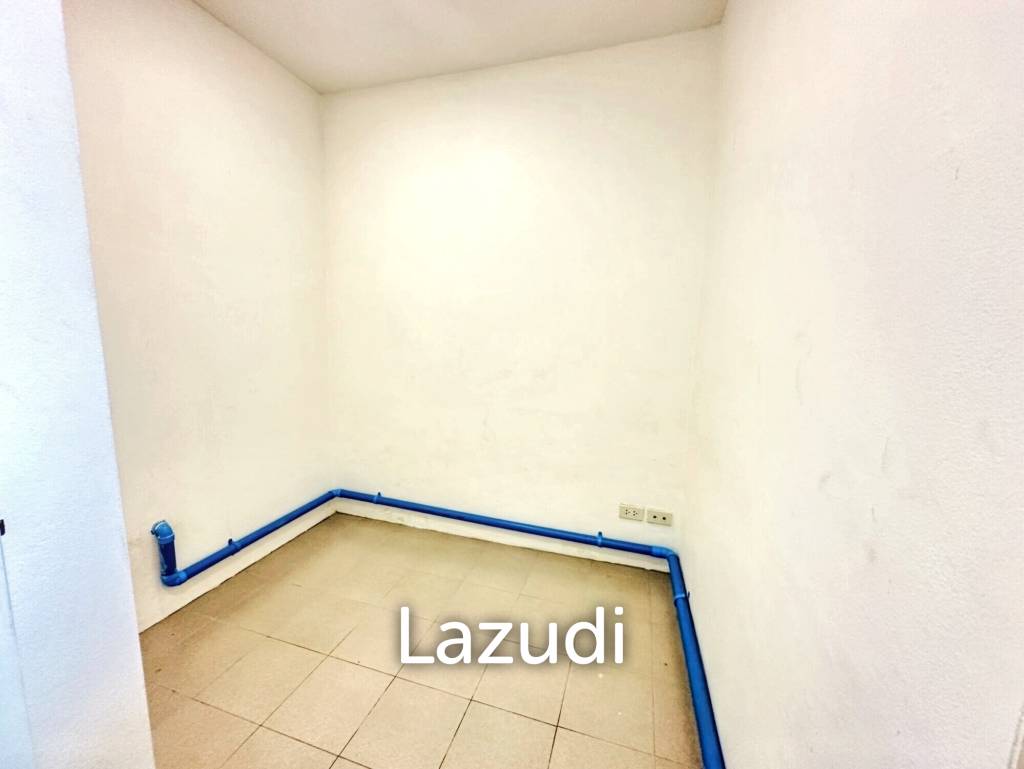 3 Beds 3 Baths 300 SQ.M Baan Yen Akard