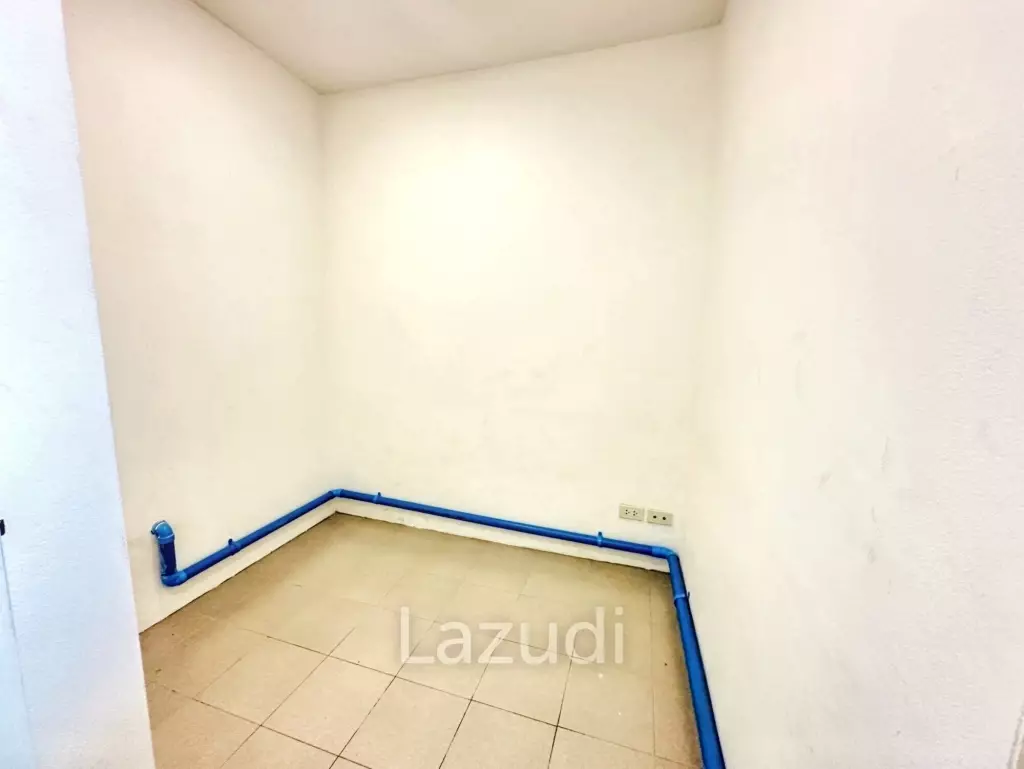 3 Beds 3 Baths 300 SQ.M Baan Yen Akard