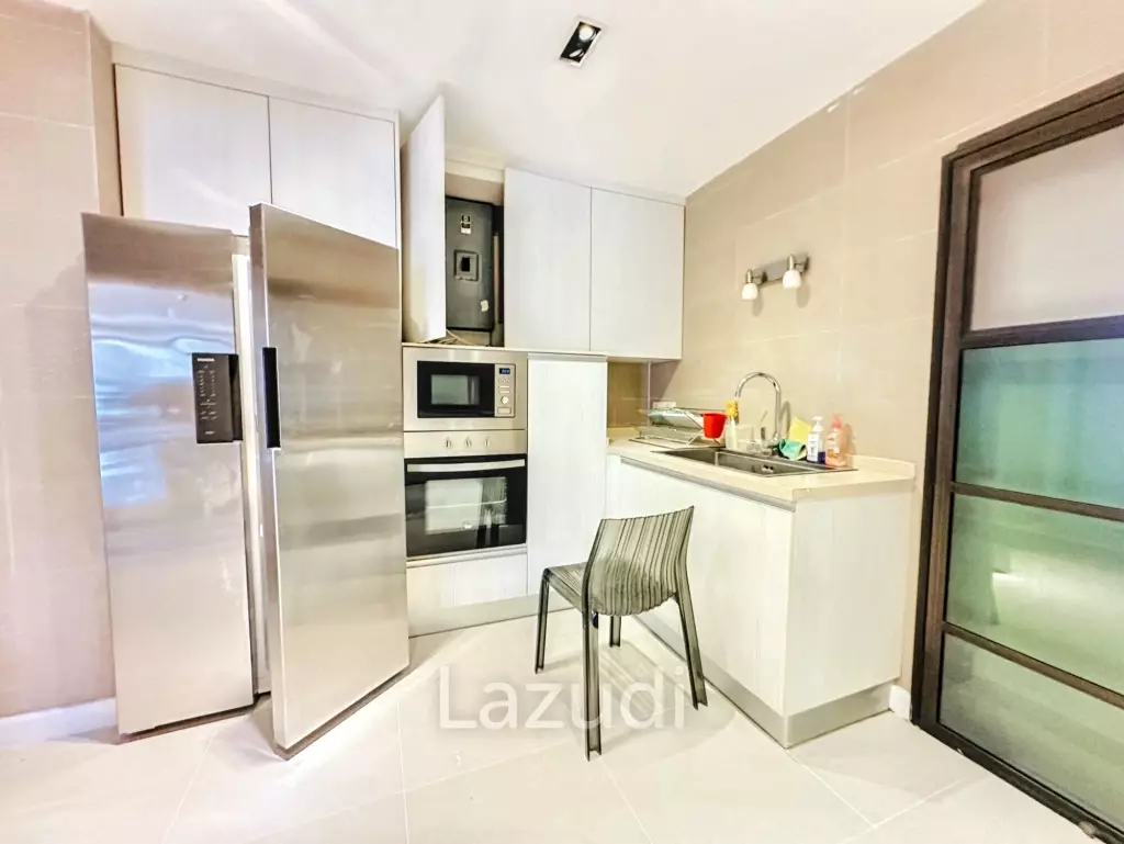 3 Beds 3 Baths 300 SQ.M Baan Yen Akard
