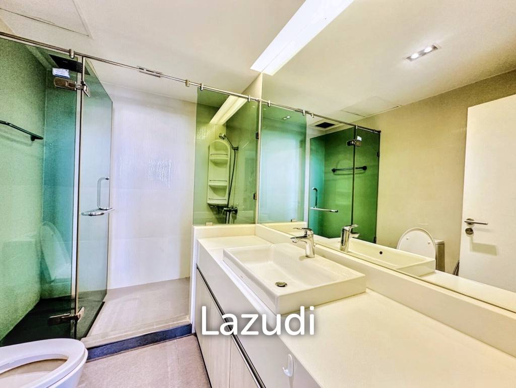 3 Beds 3 Baths 300 SQ.M Baan Yen Akard
