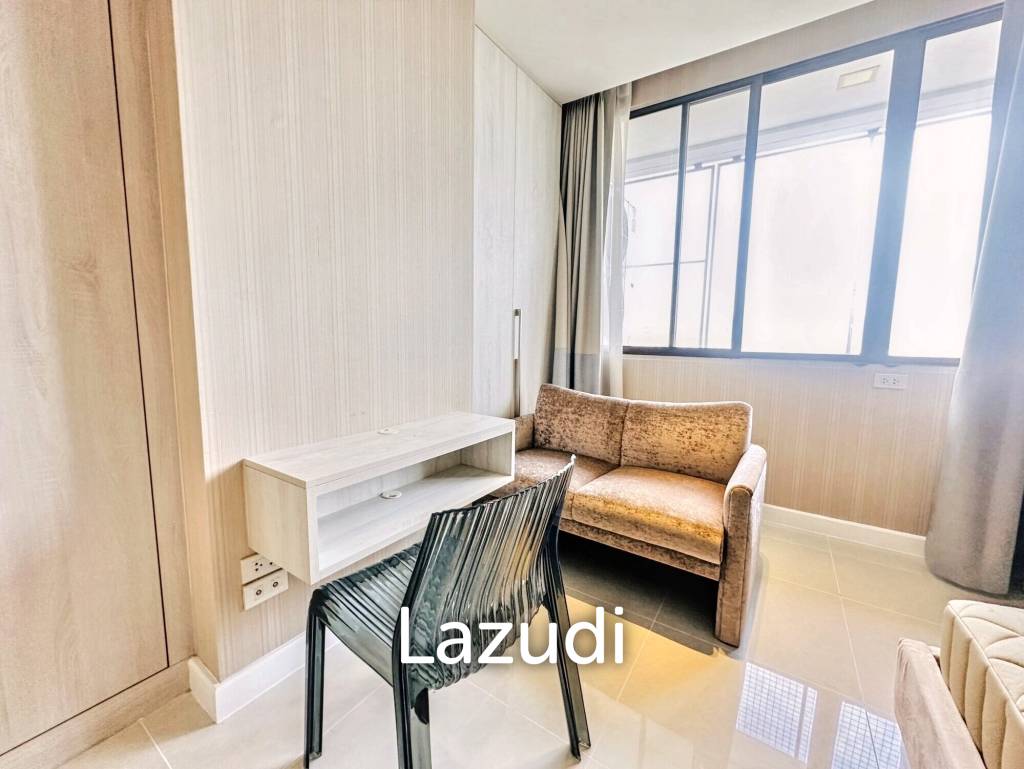 3 Beds 3 Baths 300 SQ.M Baan Yen Akard
