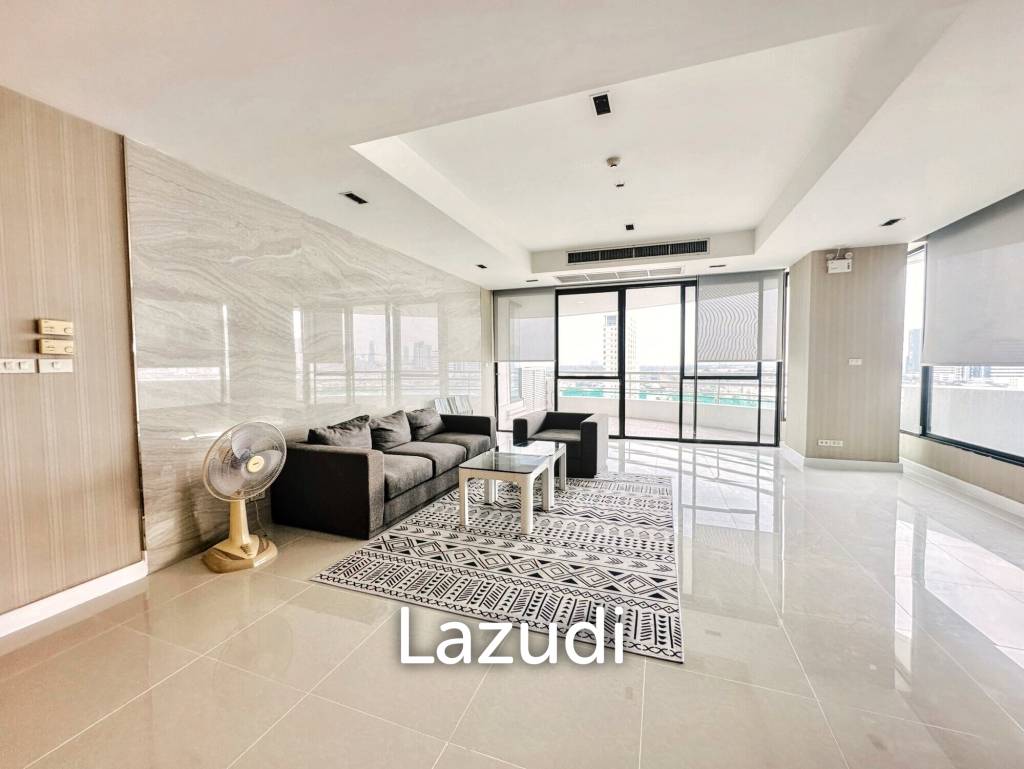3 Beds 3 Baths 300 SQ.M Baan Yen Akard