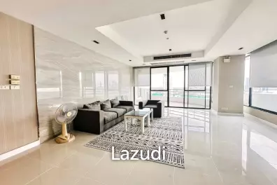 3 Beds 3 Baths 300 SQ.M Baan Yen Akard