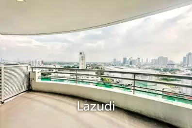 3 Beds 3 Baths 300 SQ.M Baan Yen Akard