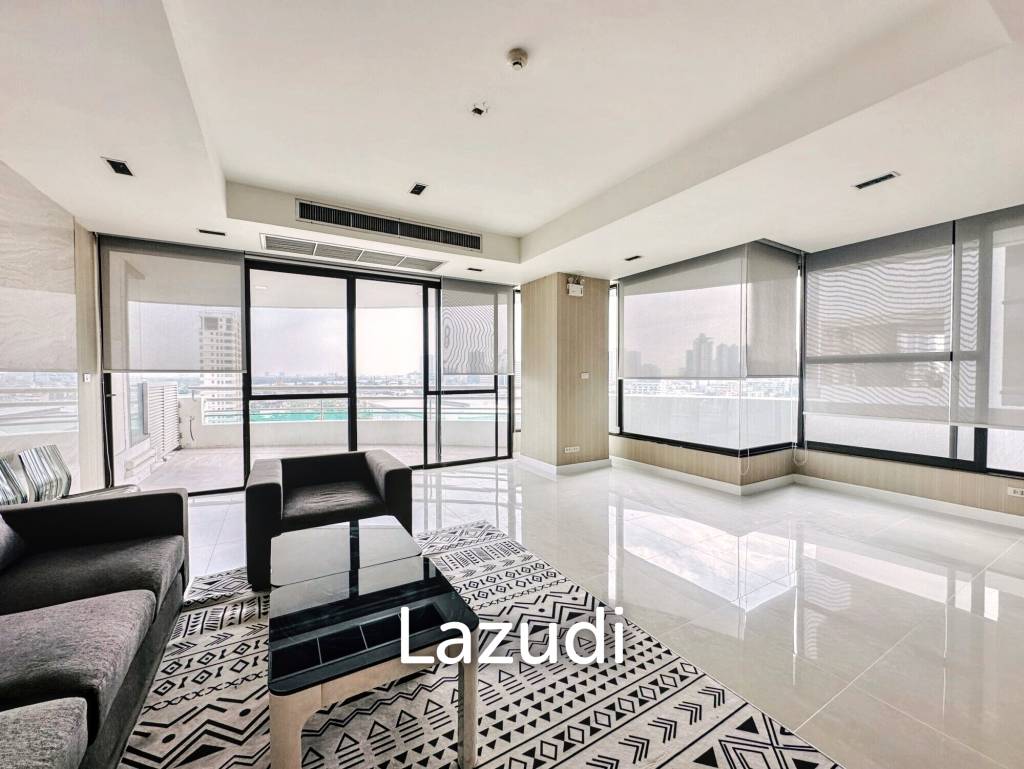 3 Beds 3 Baths 300 SQ.M Baan Yen Akard