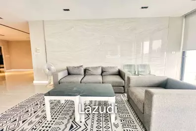 3 Beds 3 Baths 300 SQ.M Baan Yen Akard