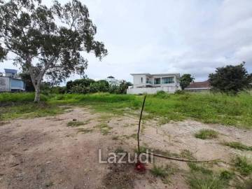 276 sq.m. of Land for Sale in a Prime Location in Rawai