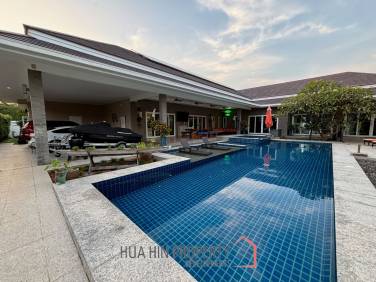 PALM VILLAS  : Luxury 5 Bed Pool Villa with big land plot