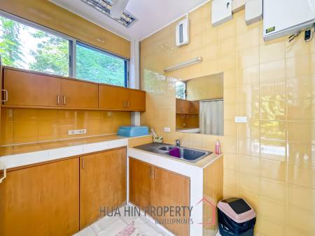 Modern 3 Bedroom Villa with Pool on 2 Rai of Land in Cha Am