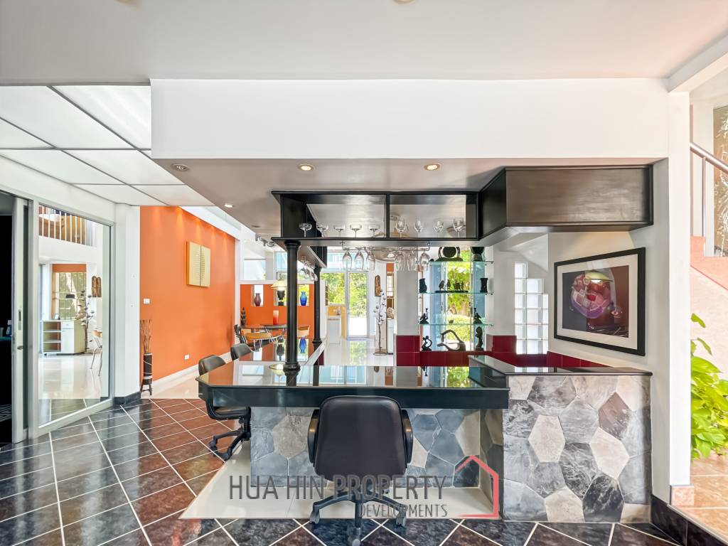 Modern 3 Bedroom Villa with Pool on 2 Rai of Land in Cha Am