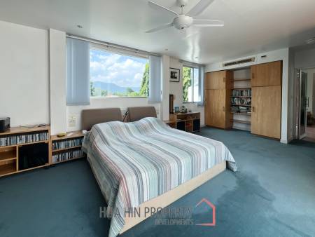 Modern 3 Bedroom Villa with Pool on 2 Rai of Land in Cha Am