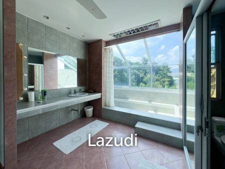 Modern 3 Bedroom Villa with Pool on 2 Rai of Land in Cha Am