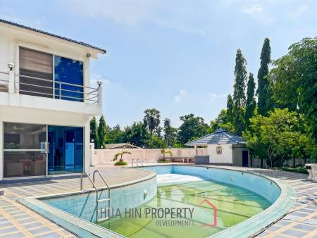 Modern 3 Bedroom Villa with Pool on 2 Rai of Land in Cha Am