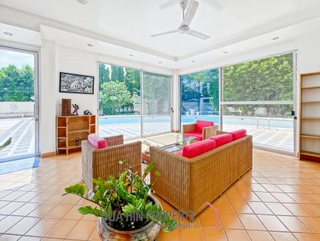 Modern 3 Bedroom Villa with Pool on 2 Rai of Land in Cha Am