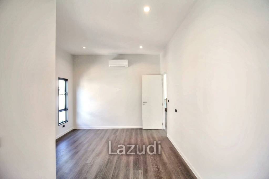 5 Bed 6 Bath SETTHASIRI Bangna KM.10