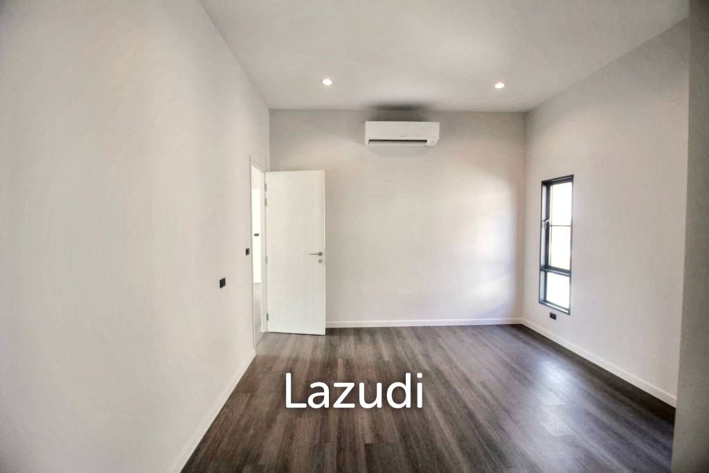 5 Bed 6 Bath SETTHASIRI Bangna KM.10
