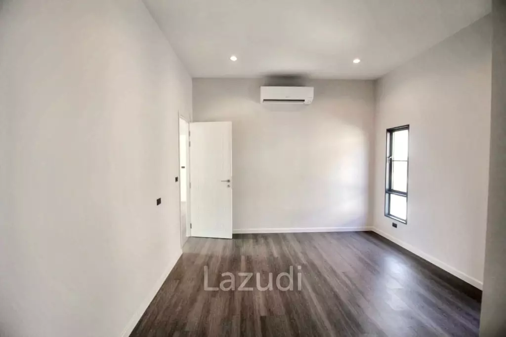 5 Bed 6 Bath SETTHASIRI Bangna KM.10