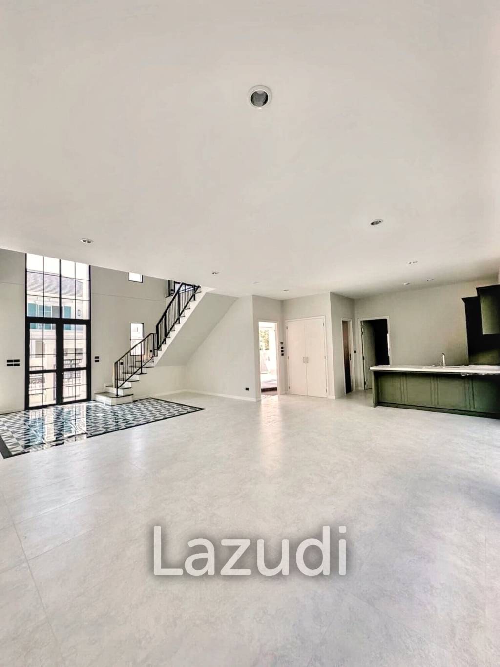 5 Bed 6 Bath SETTHASIRI Bangna KM.10