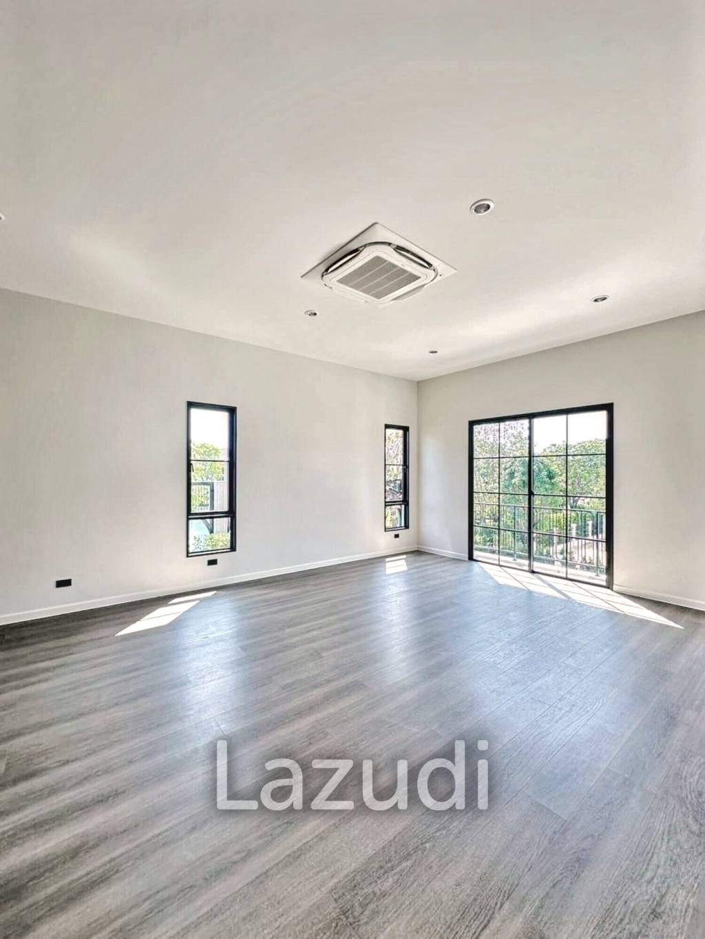 5 Bed 6 Bath SETTHASIRI Bangna KM.10