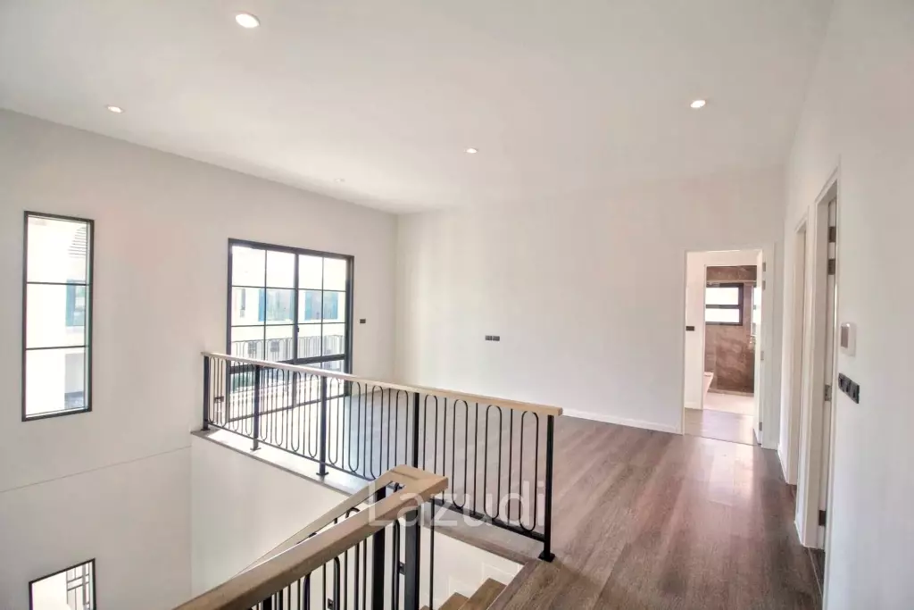 5 Bed 6 Bath SETTHASIRI Bangna KM.10
