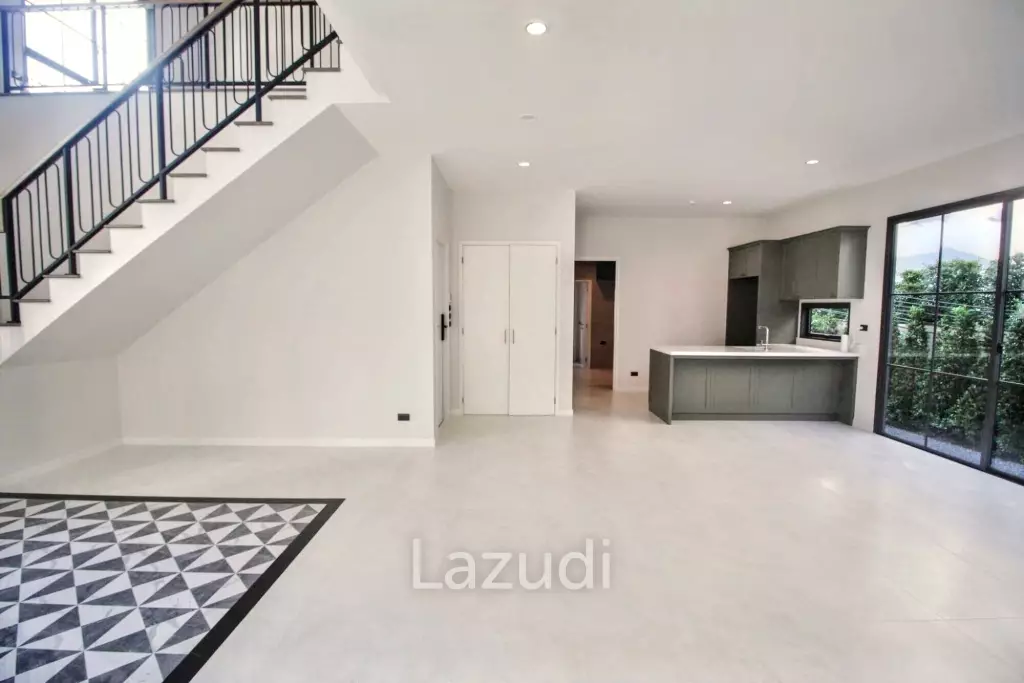5 Bed 6 Bath SETTHASIRI Bangna KM.10