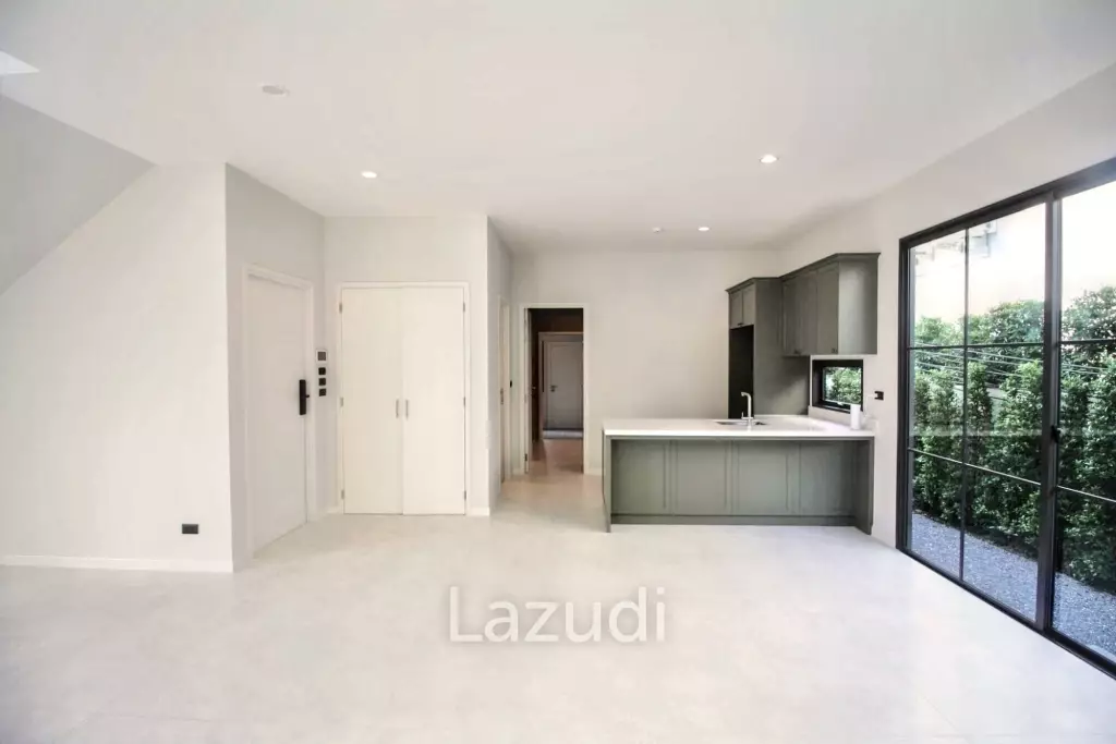 5 Bed 6 Bath SETTHASIRI Bangna KM.10