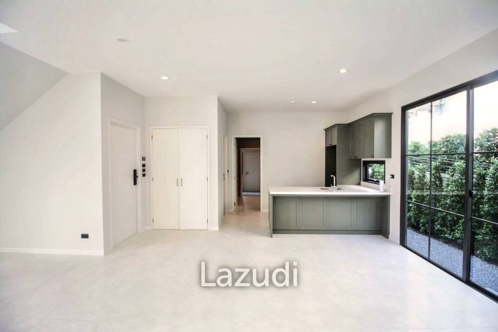 5 Bed 6 Bath SETTHASIRI Bangna KM.10