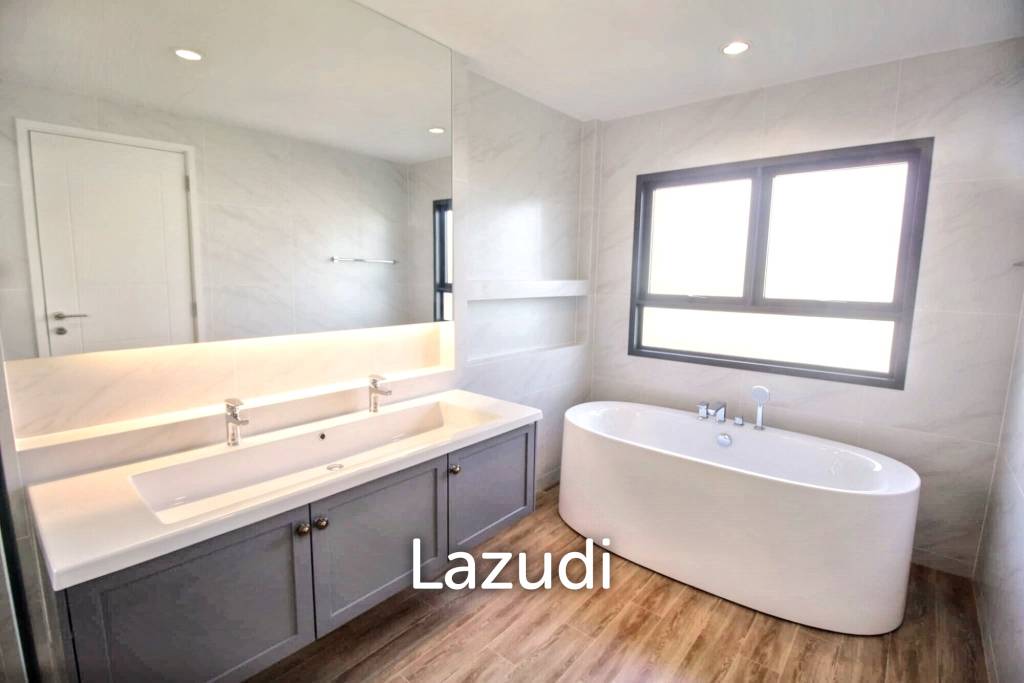 5 Bed 6 Bath SETTHASIRI Bangna KM.10