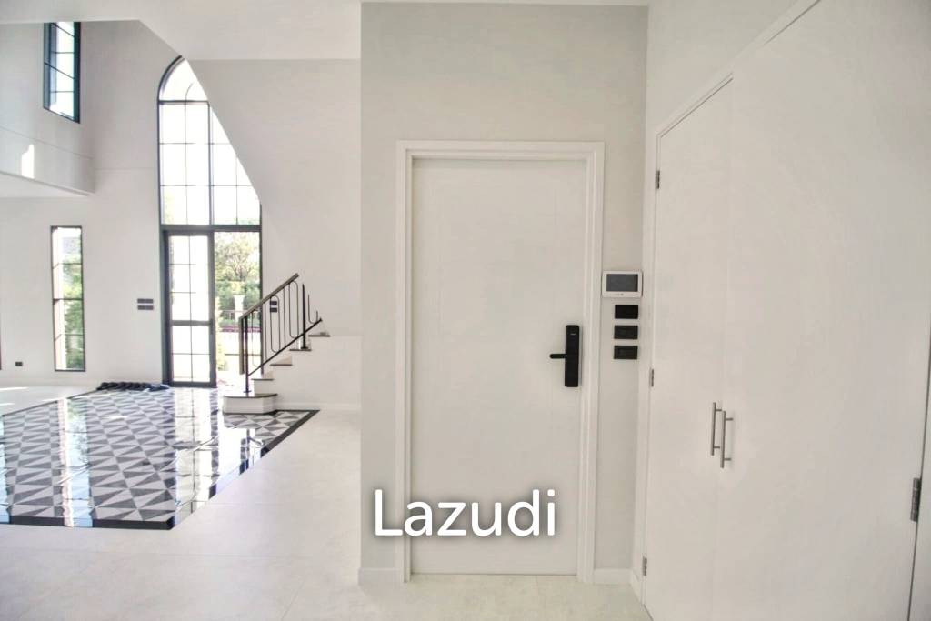 5 Bed 6 Bath SETTHASIRI Bangna KM.10