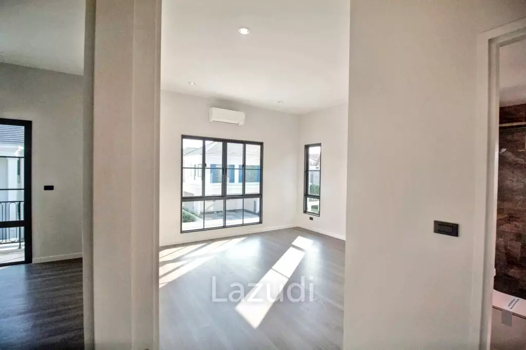 5 Bed 6 Bath SETTHASIRI Bangna KM.10