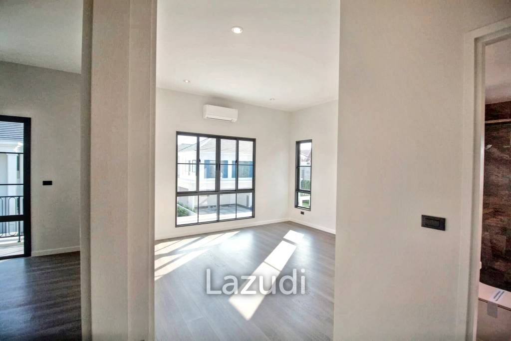 5 Bed 6 Bath SETTHASIRI Bangna KM.10