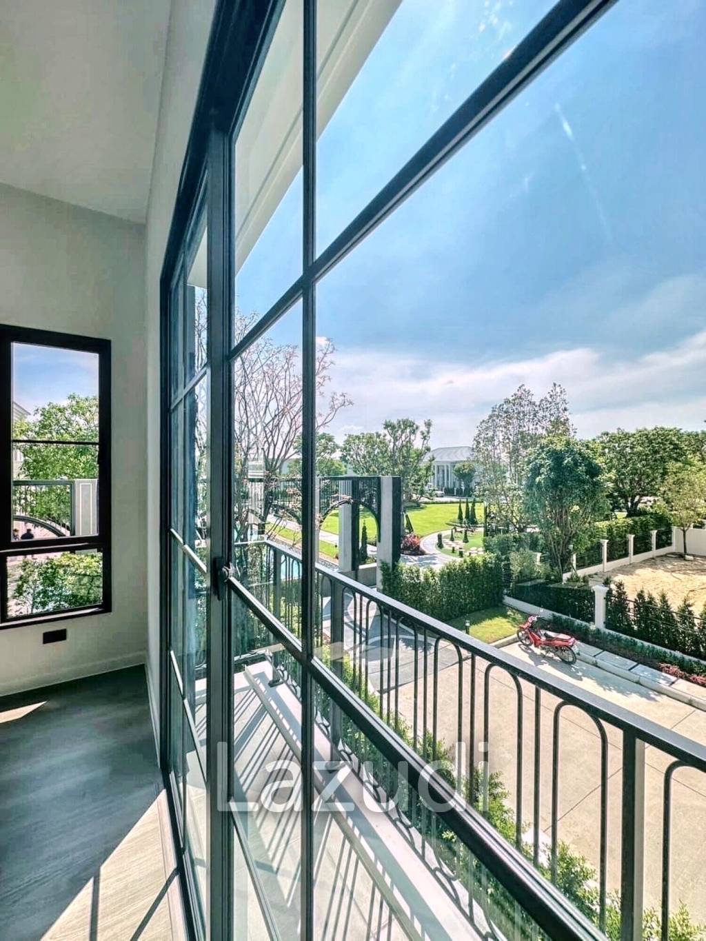 5 Bed 6 Bath SETTHASIRI Bangna KM.10