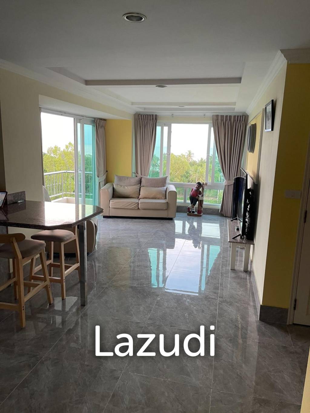 Spacious 2 Bedroom Condo in Cha Am with Ocean View