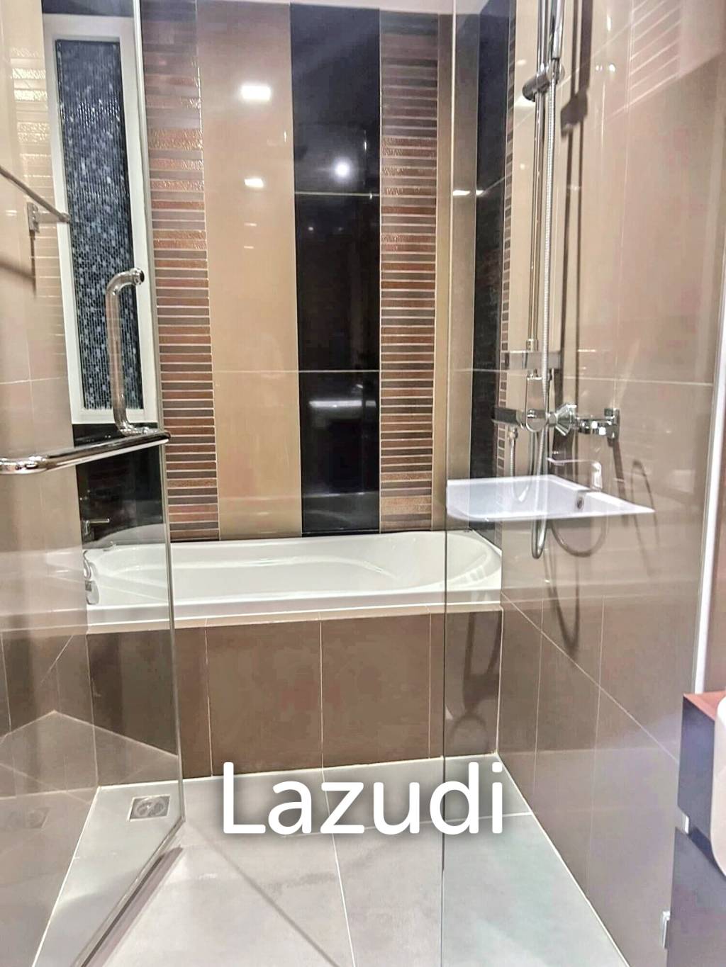 2 Bed 2 Bath 58 SQ.M  Interlux Premiere Sukumvit 13
