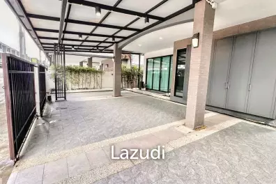 5 Bed 5 Bath 321 SQ.M Supalai Essence Suanluang