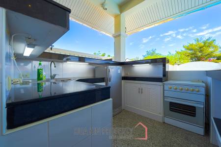 Charming 3-Bedroom Villa with Private Pool in Hua Hin
