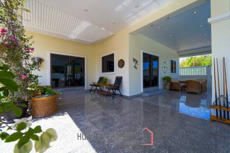 Charming 3-Bedroom Villa with Private Pool in Hua Hin
