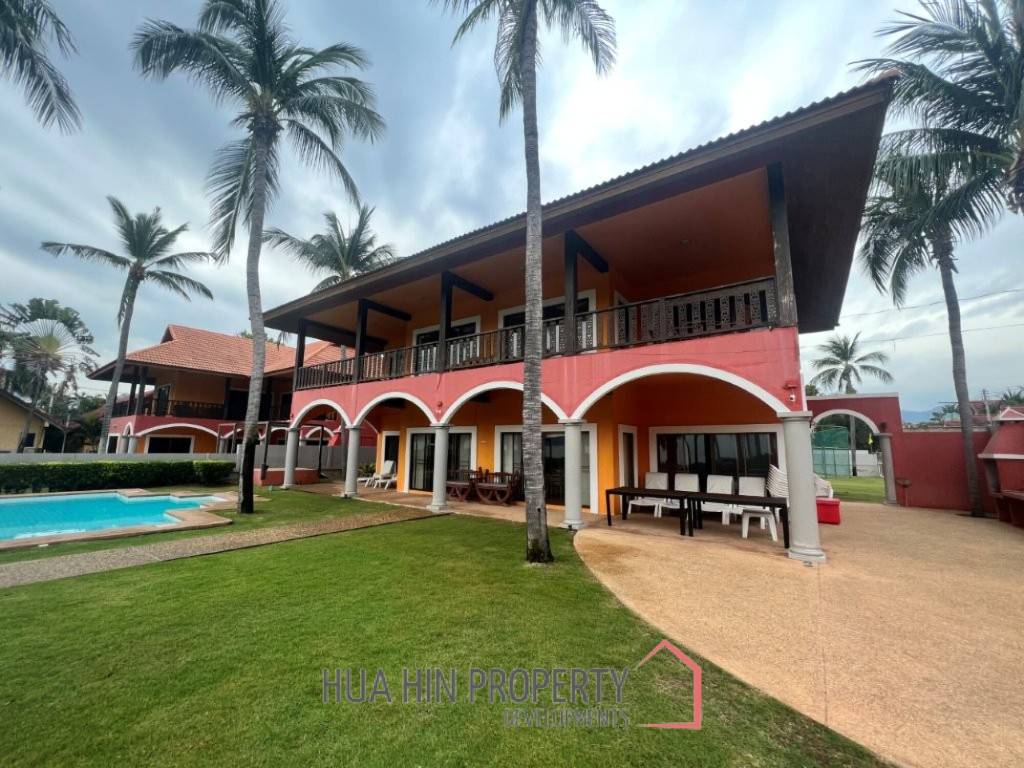 BEACHFRONT 2 STOREY VILLA IN SAM ROI YOT : 5 bed luxury villa