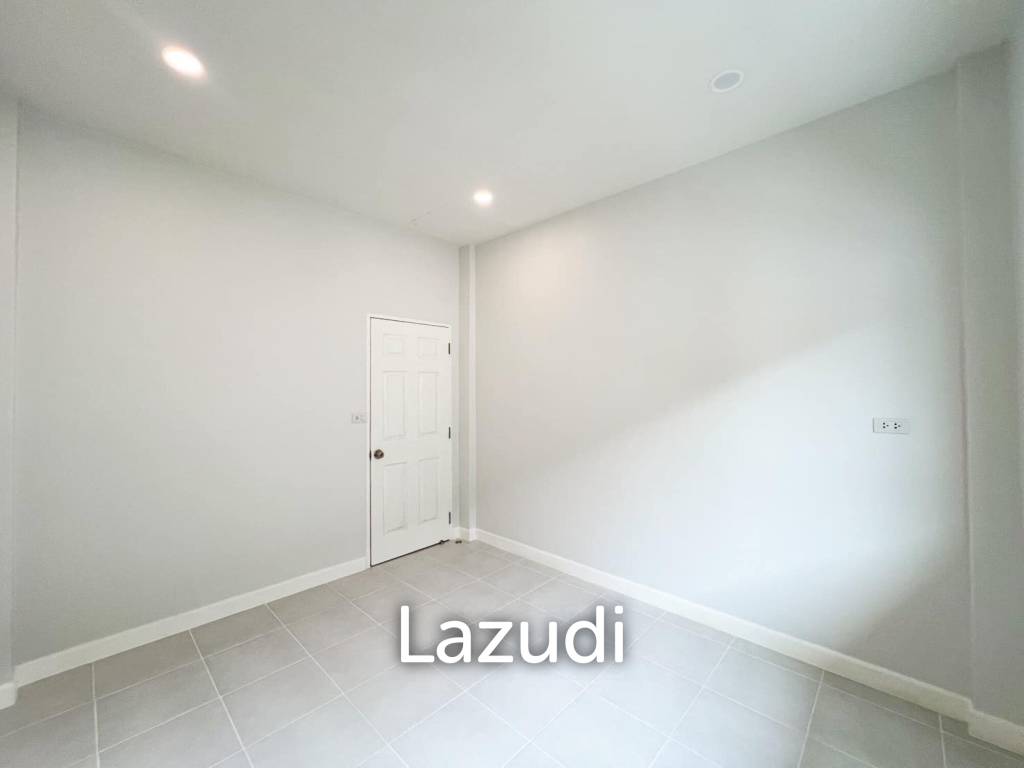 3-Bedroom Townhouse Near Central Phuket
