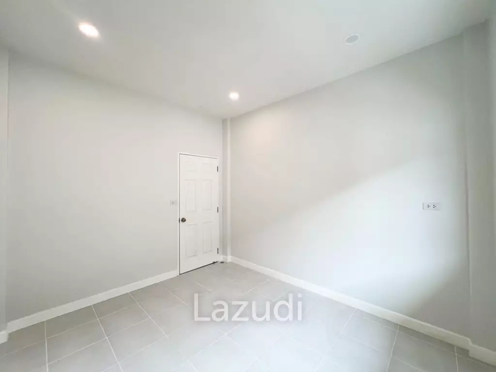 3-Bedroom Townhouse Near Central Phuket