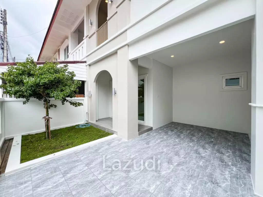 3-Bedroom Townhouse Near Central Phuket