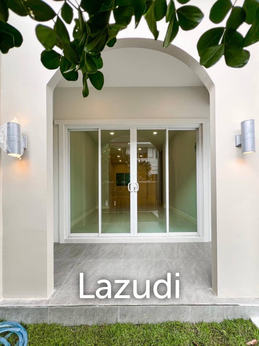 3-Bedroom Townhouse Near Central Phuket