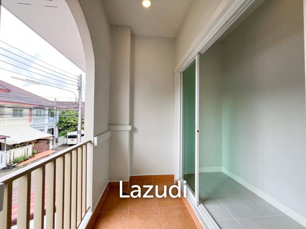 3-Bedroom Townhouse Near Central Phuket