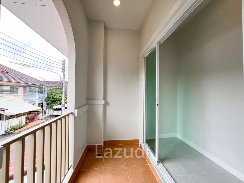 3-Bedroom Townhouse Near Central Phuket