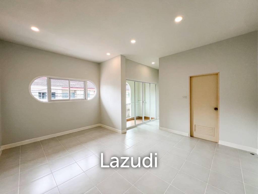 3-Bedroom Townhouse Near Central Phuket
