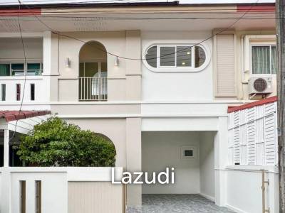 3-Bedroom Townhouse Near Central Phuket