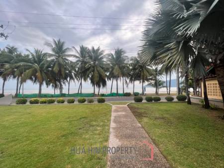 BEACHFRONT 2 STOREY VILLA IN SAM ROI YOT : 4 bed luxury villa