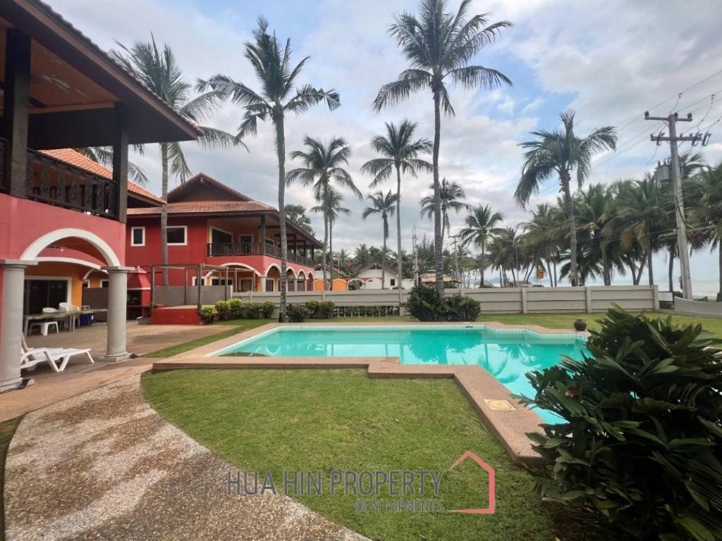 BEACHFRONT 2 STOREY VILLA IN SAM ROI YOT : 4 bed luxury villa