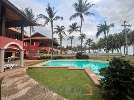 BEACHFRONT 2 STOREY VILLA IN SAM ROI YOT : 4 bed luxury villa